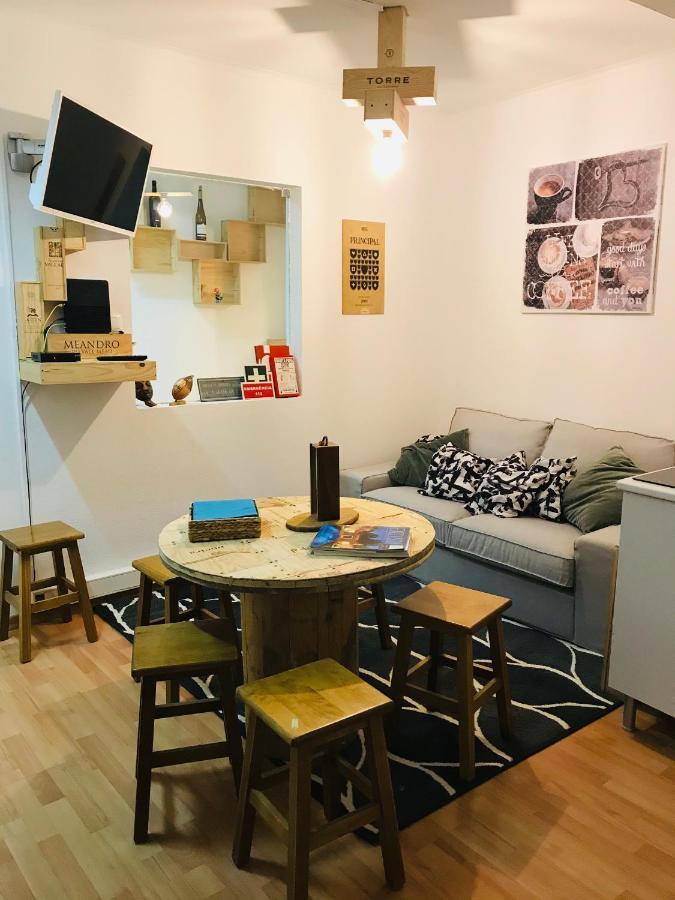 Wine Inn Cascais Guesthouse מראה חיצוני תמונה