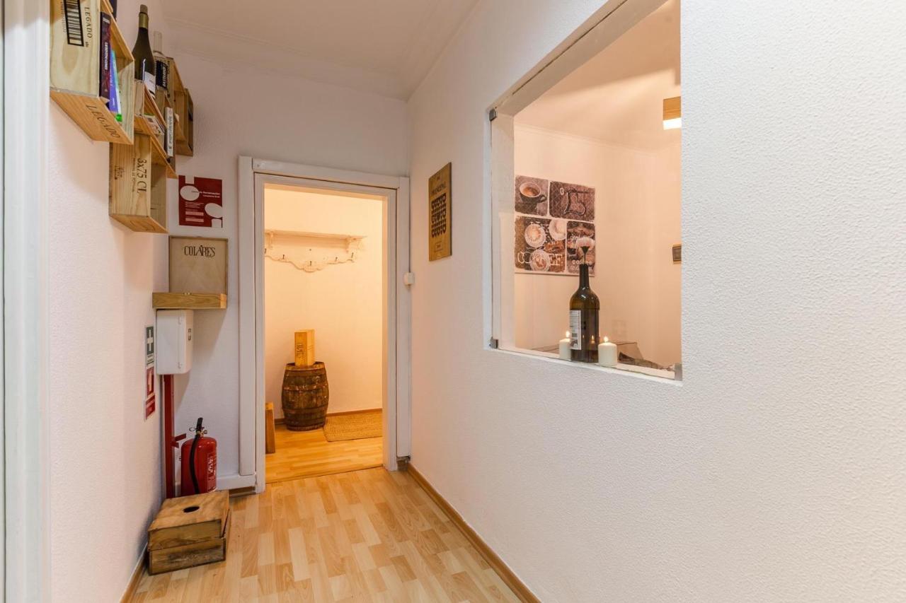 Wine Inn Cascais Guesthouse מראה חיצוני תמונה