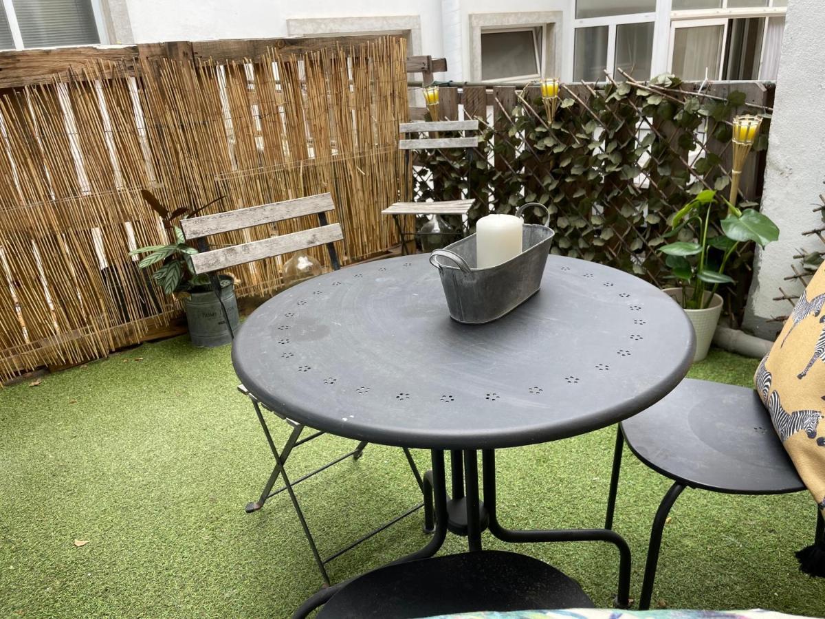 Wine Inn Cascais Guesthouse מראה חיצוני תמונה